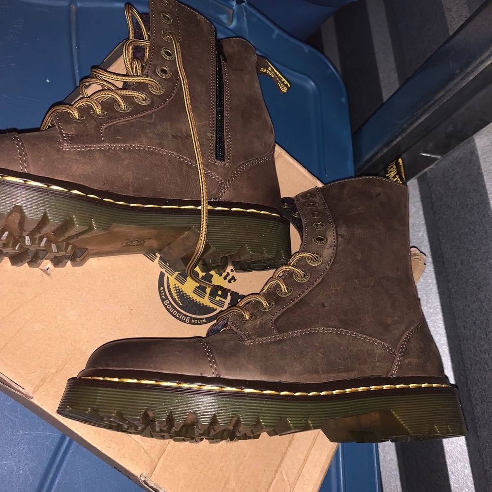 Dr marten brown never worn